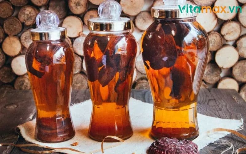 nấm linh chi ngâm rượu mật ong